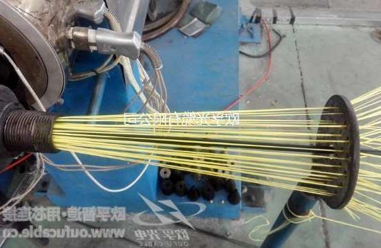 铜川市ADSS光缆有什么技术参数 金具与光缆怎么配合使用